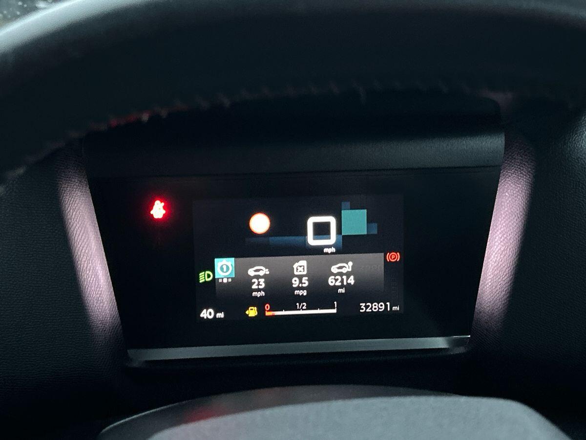 Used Citroen C4 2022 for sale - 76844601: Photo 15