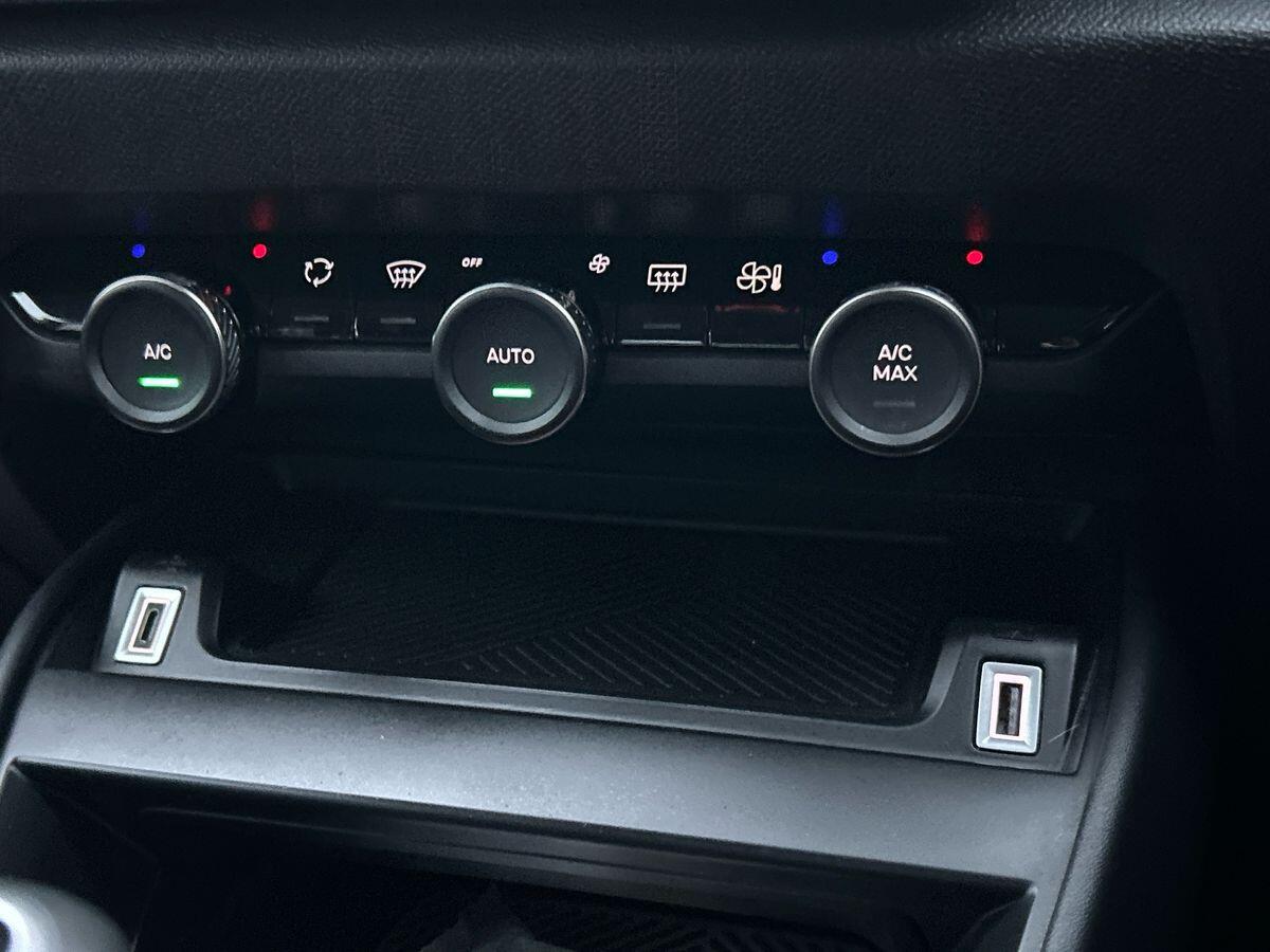 Used Citroen C4 2022 for sale - 76844601: Photo 27