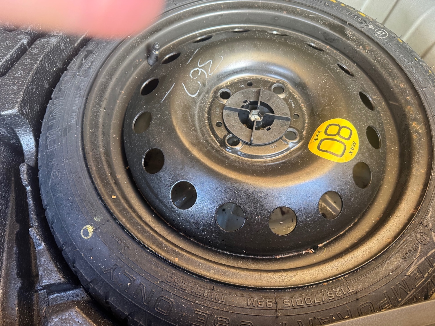 Used Nissan Note 2011 for sale - 77370980: Photo 13