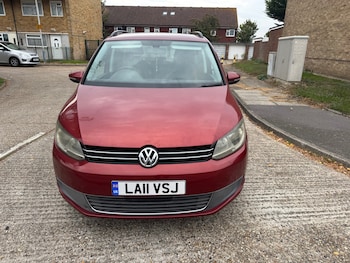 Used Volkswagen Touran 2024 for sale - 76149759: Photo 3