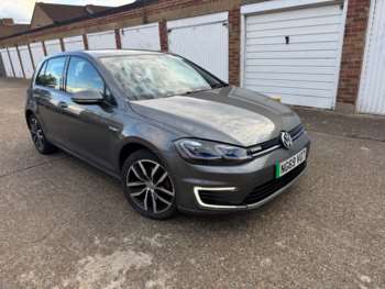 Used Volkswagen Golf 2019 for sale - 75342723: Photo