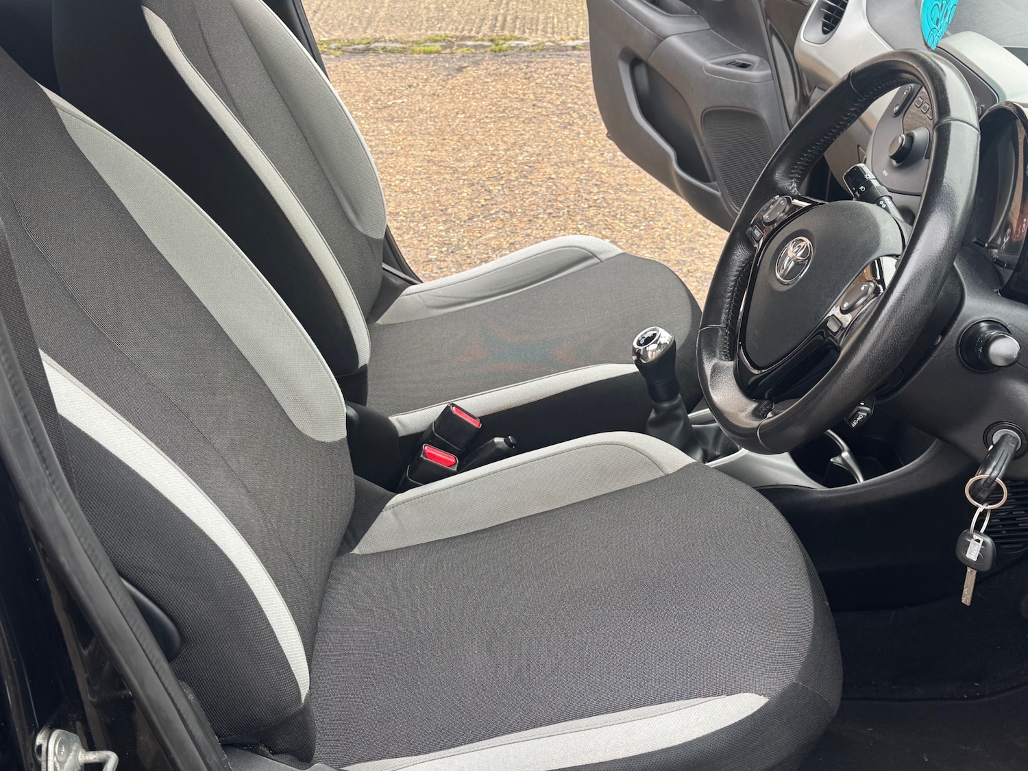 Used Toyota AYGO 2017 for sale - 77245545: Photo 8