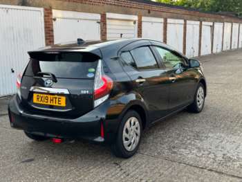 Used Toyota Aqua  for sale - 74933087: Photo