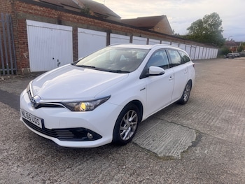 Used Toyota Auris 2015 for sale - 78627236: Photo