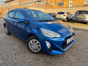 Used Toyota Aqua 2016 for sale - 76669919: Photo
