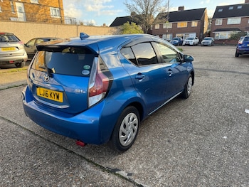 Used Toyota Aqua 2016 for sale - 76669919: Photo