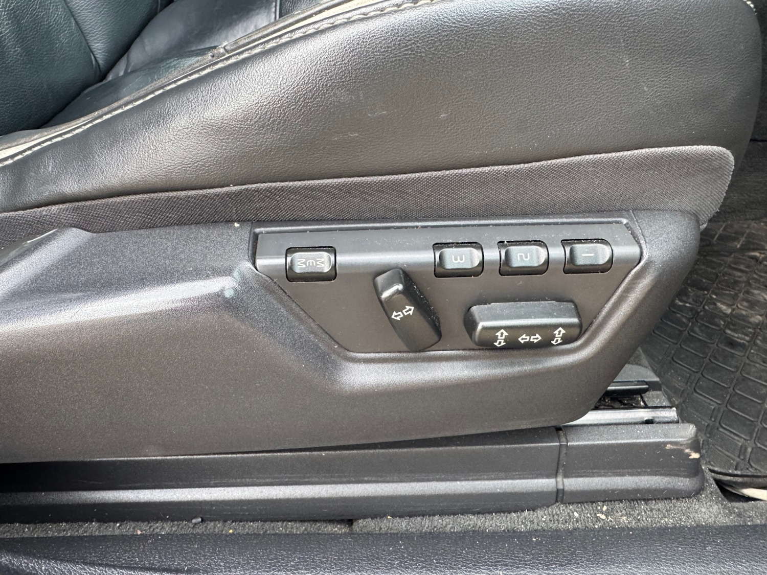 Used Volvo XC90 2009 for sale - 77294854: Photo 18