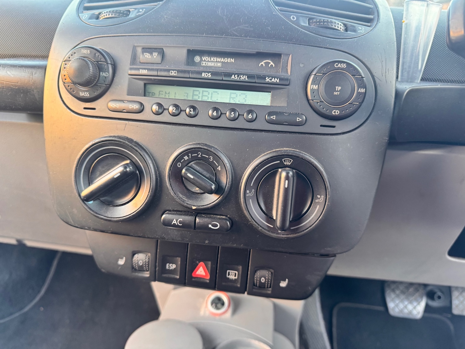 Used Volkswagen Beetle 2003 for sale - 78057289: Photo 11