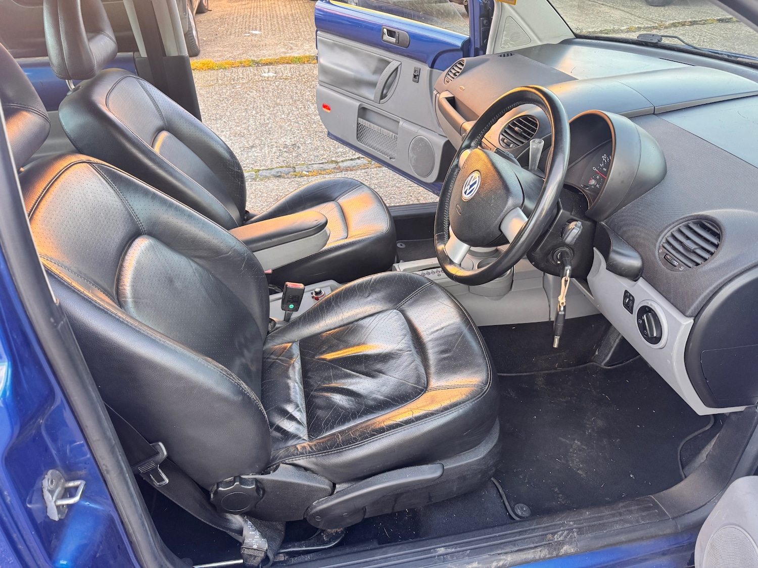 Used Volkswagen Beetle 2003 for sale - 78057289: Photo 8