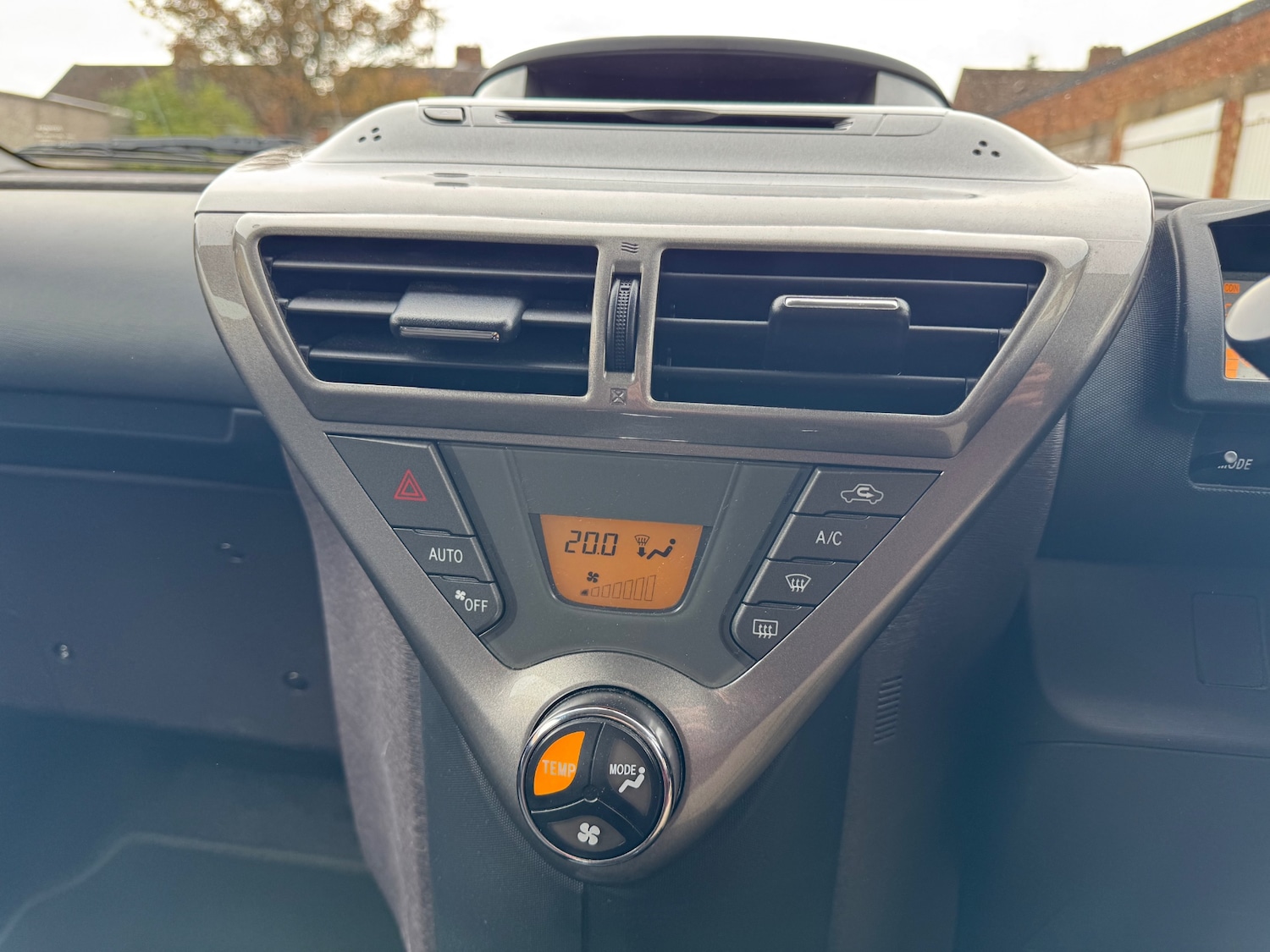 Used Toyota IQ 2009 for sale - 76380387: Photo 13