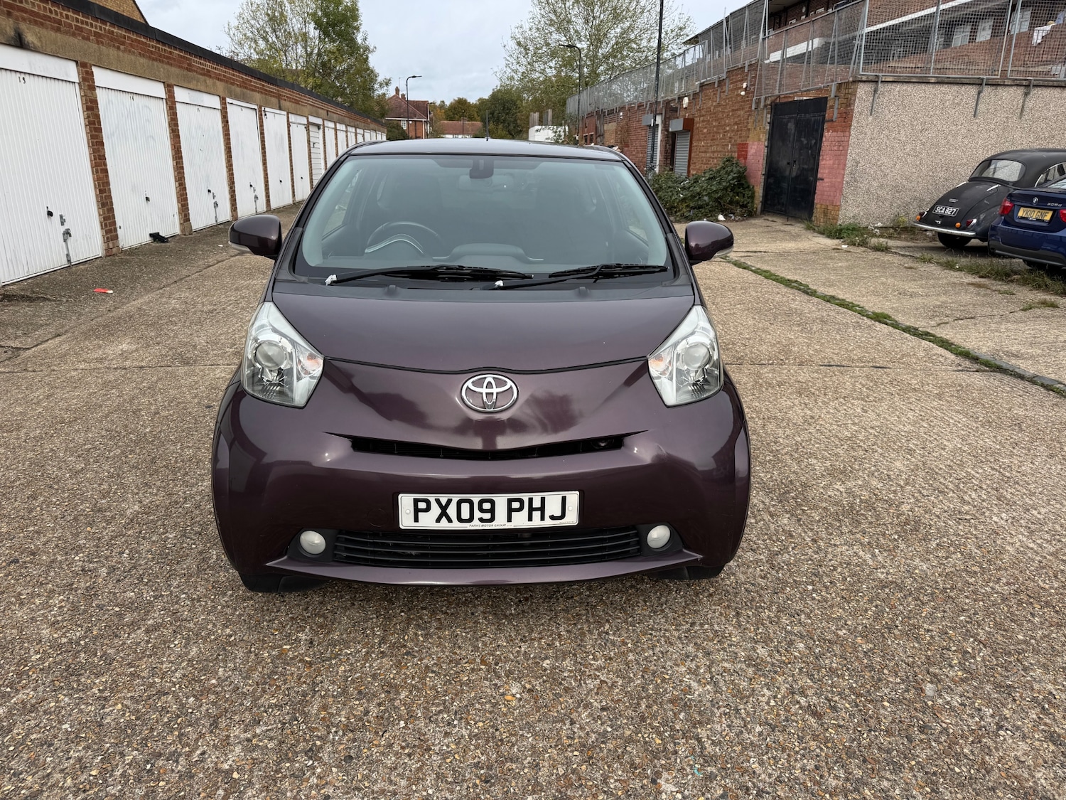 Used Toyota IQ 2009 for sale - 76380387: Photo 3