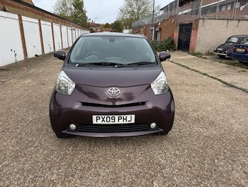 Used Toyota IQ 2009 for sale - 76380387: Photo