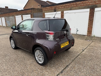 Used Toyota IQ 2009 for sale - 76380387: Photo