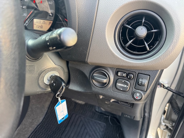 Used Toyota Yaris 2016 for sale - 75413306: Photo 12