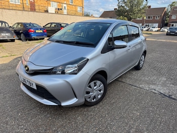 Used Toyota Yaris 2016 for sale - 75413306: Photo