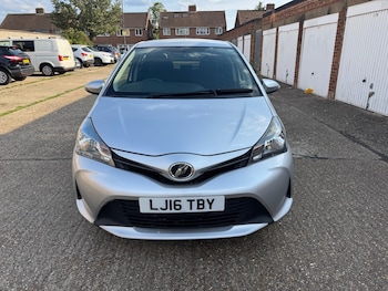 Used Toyota Yaris 2016 for sale - 75413306: Photo