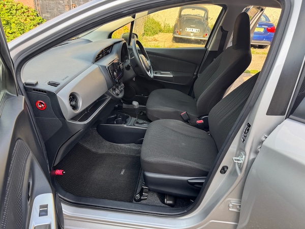Used Toyota Yaris 2016 for sale - 75413306: Photo 9