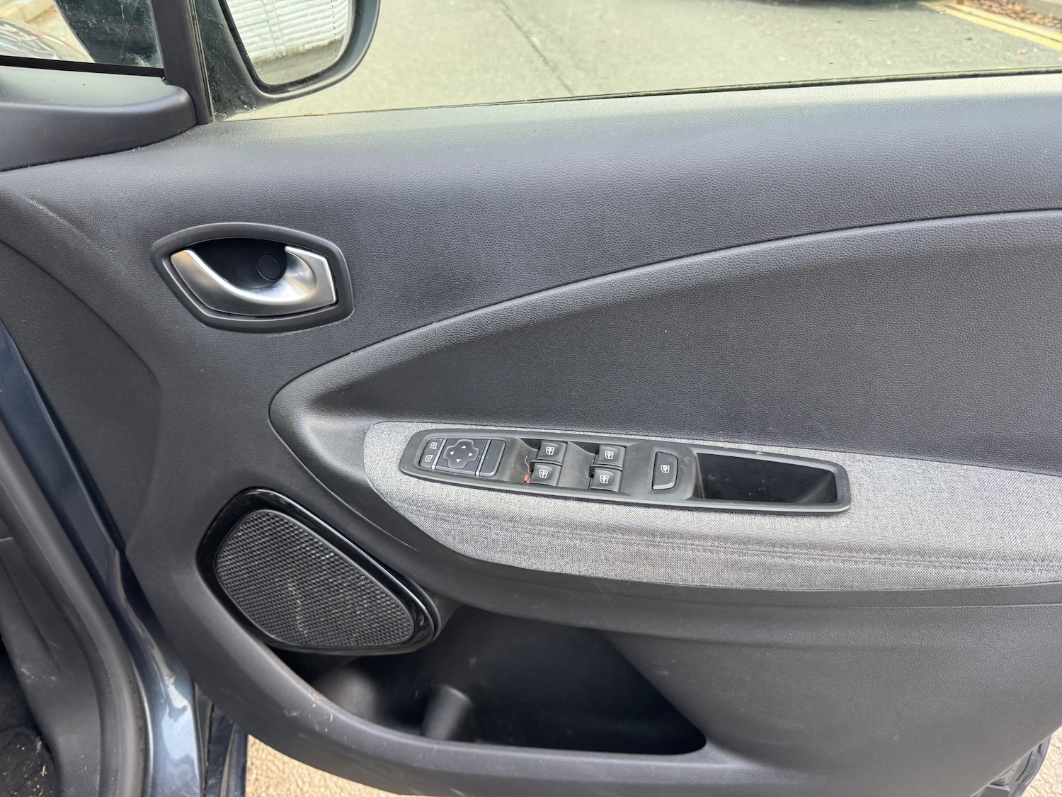 Used Renault Zoe 2020 for sale - 76591641: Photo 9