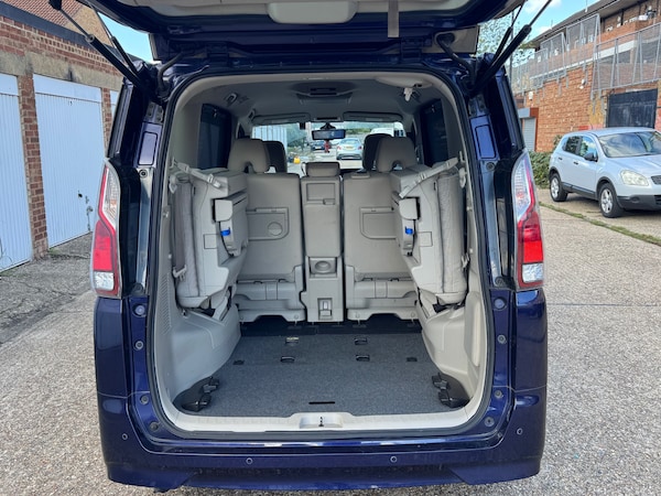 Used Nissan Serena 2025 for sale - 75755822: Photo 29