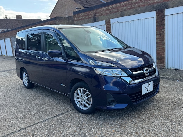 Used Nissan Serena 2025 for sale - 75755822: Photo 2