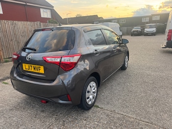 Used Toyota Yaris 2017 for sale - 75413301: Photo