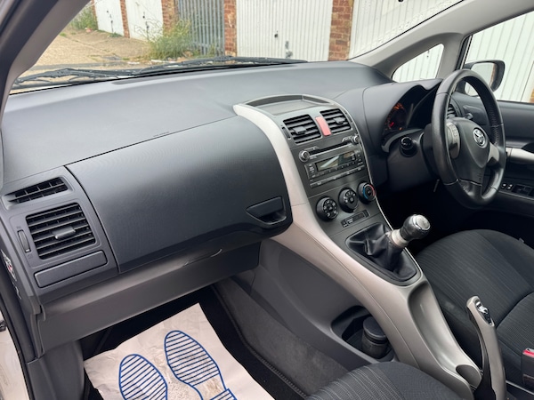 Used Toyota Auris 2009 for sale - 76317515: Photo 7