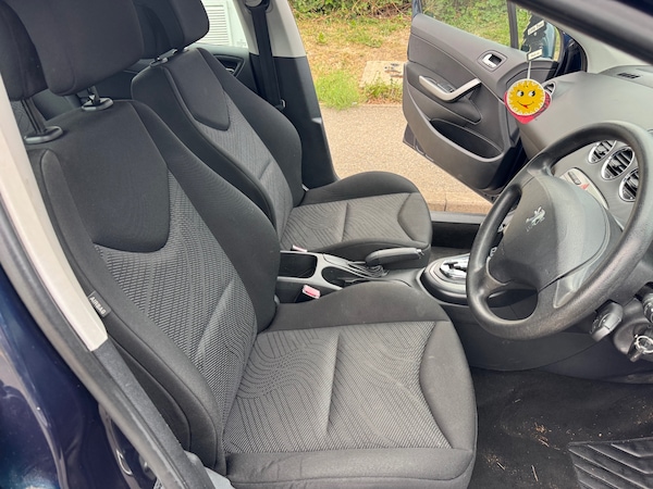 Used Peugeot 308 2009 for sale - 75550532: Photo 9