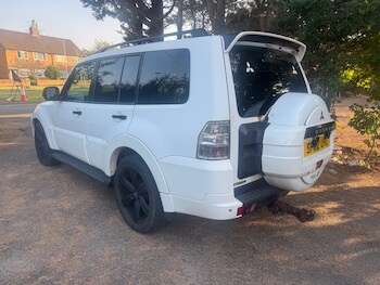 Used Mitsubishi Shogun 2012 for sale - 75543589: Photo