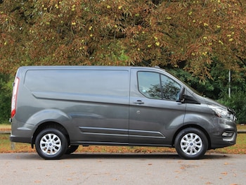 Used Ford Transit Custom 2019 for sale - 76202159: Photo