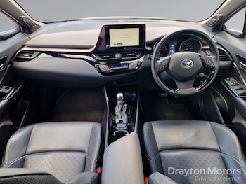 Used Toyota C-HR 2023 for sale - 79387666: Photo