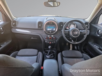 Used MINI Countryman 2018 for sale - 79169658: Photo