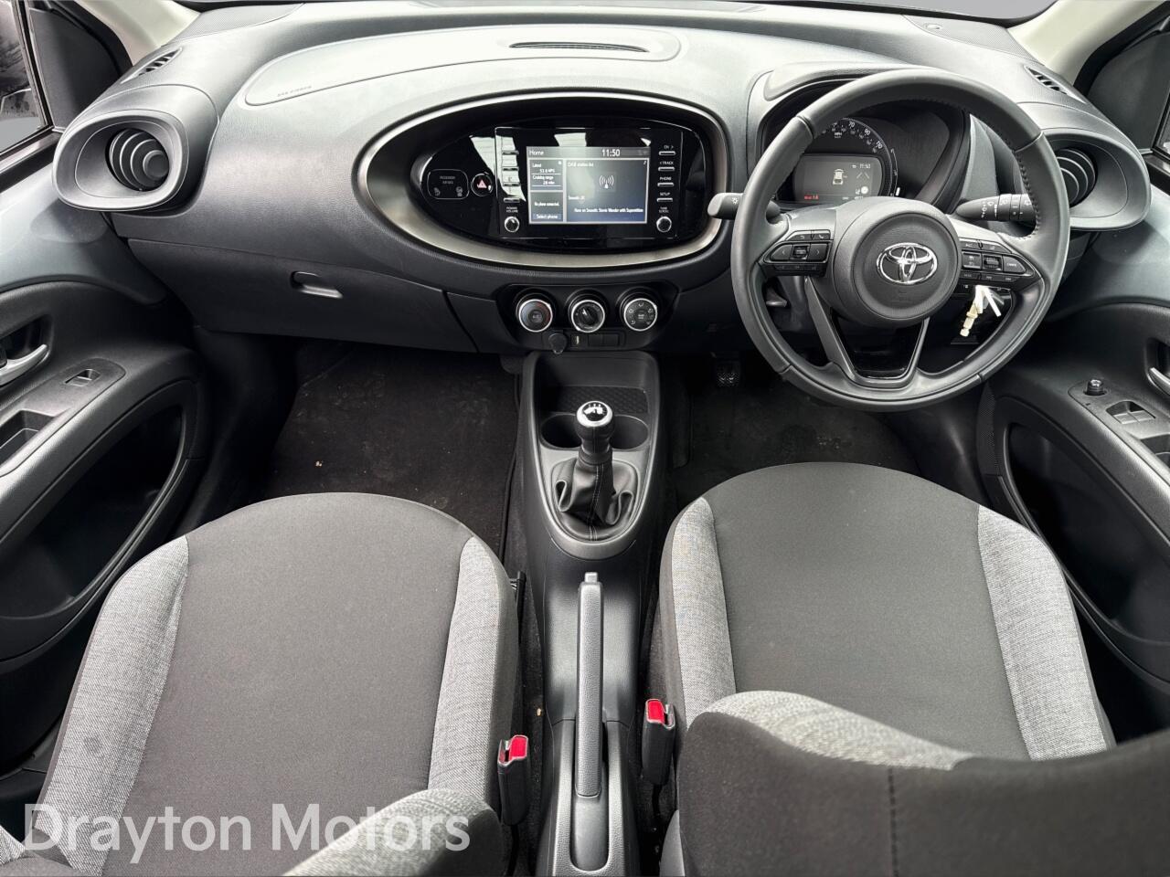 Used Toyota Aygo X 2022 for sale - 77625011: Photo 2