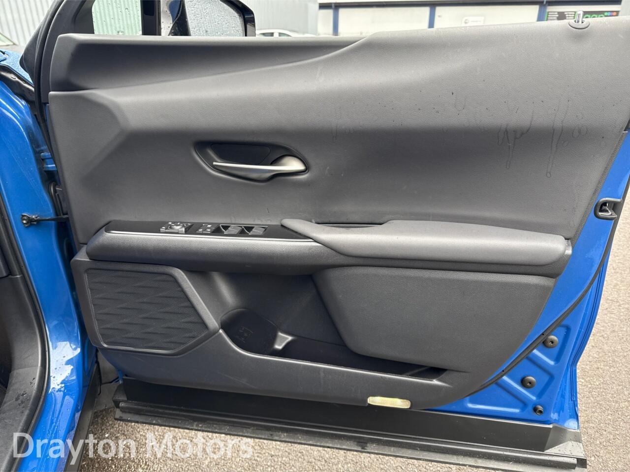 Used Lexus UX 2022 for sale - 77524122: Photo 29