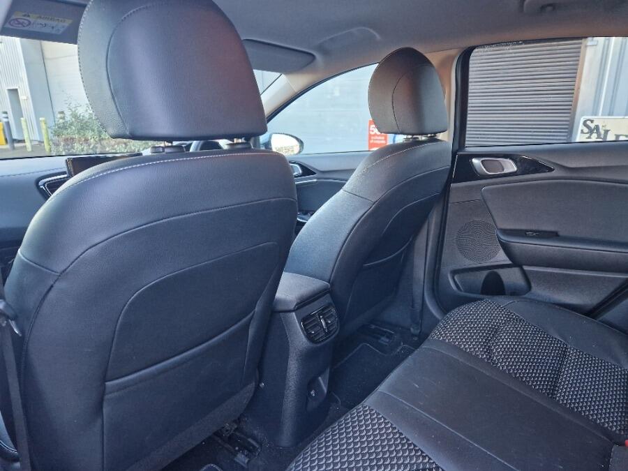 Used Kia XCeed 2023 for sale - 77320618: Photo 8