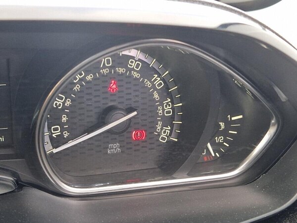 Used Peugeot 2008 2019 for sale - 76226327: Photo 28