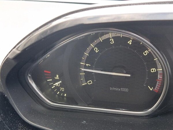 Used Peugeot 2008 2019 for sale - 76226327: Photo 29