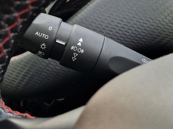 Used Peugeot 2008 2019 for sale - 76226327: Photo 50