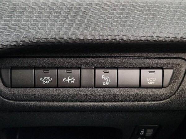 Used Peugeot 2008 2019 for sale - 76226327: Photo 55