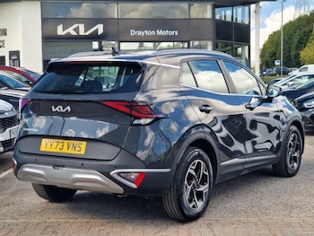 Used Kia Stonic 2022 for sale - 75768668: Photo
