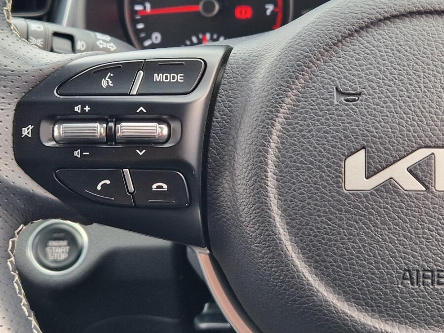 Used Kia Stonic 2023 for sale - 76108643: Photo 66