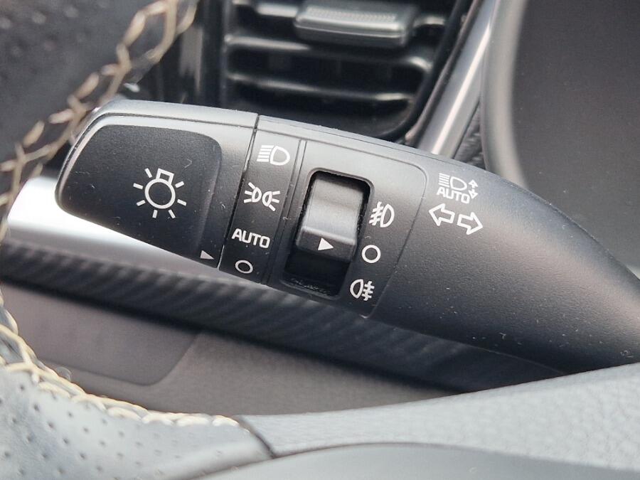 Used Kia Stonic 2023 for sale - 76108643: Photo 68