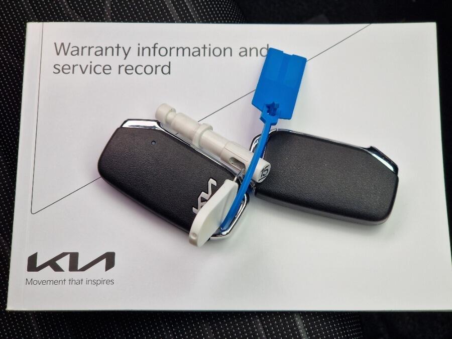 Used Kia Stonic 2023 for sale - 76108643: Photo 9