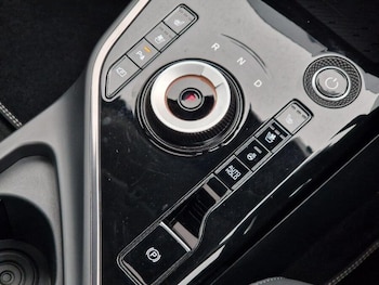 Used Kia Niro 2025 for sale - 76226742: Photo 2
