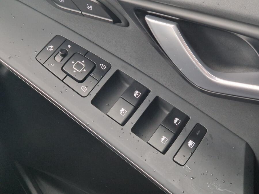 Used Kia Niro 2025 for sale - 76226742: Photo 6