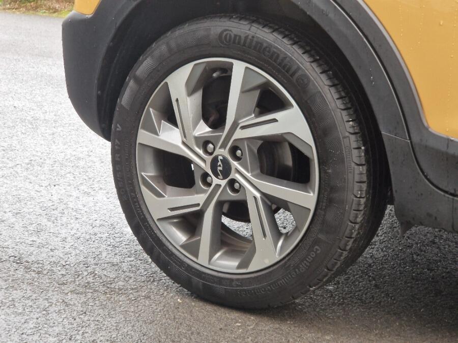 Used Kia Stonic 2023 for sale - 76247680: Photo 35