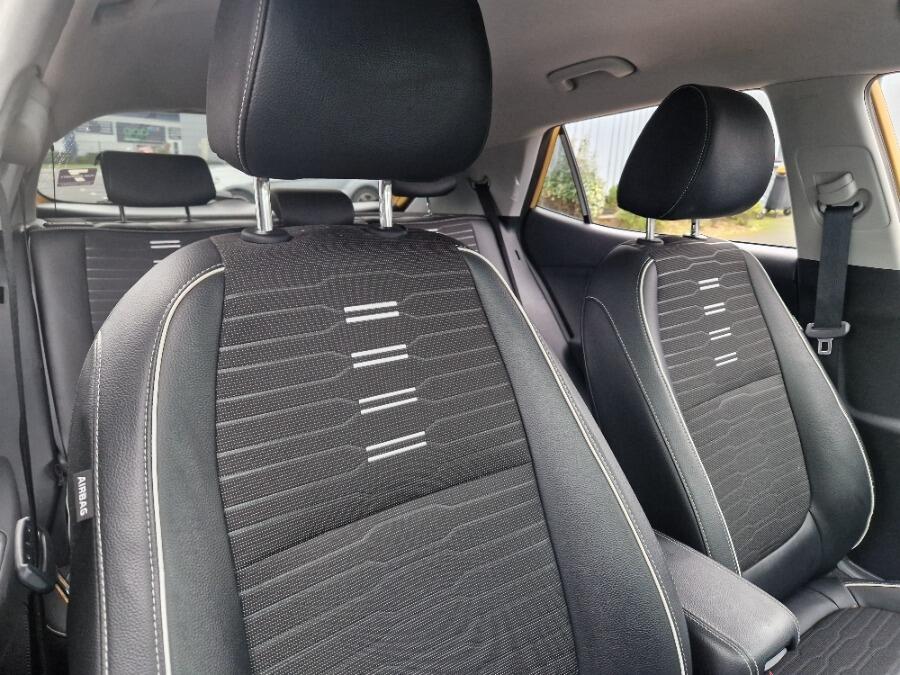 Used Kia Stonic 2023 for sale - 76247680: Photo 51