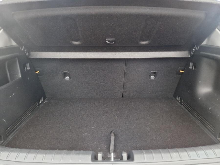 Used Kia Stonic 2023 for sale - 76247680: Photo 54