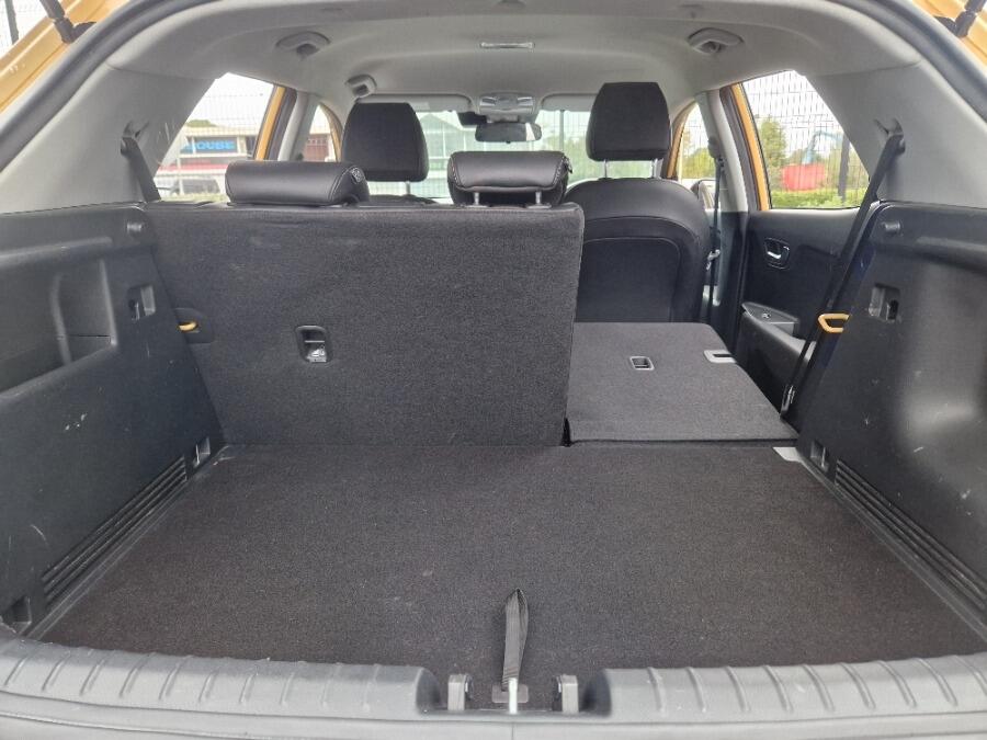 Used Kia Stonic 2023 for sale - 76247680: Photo 56