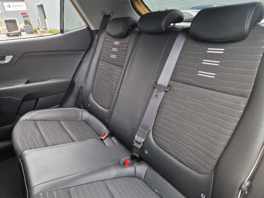 Used Kia Stonic 2023 for sale - 76247680: Photo 60