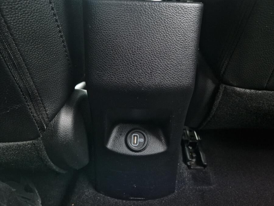 Used Kia Stonic 2023 for sale - 76247680: Photo 73